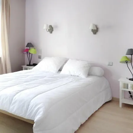 Semi-detached House - Nat01125-l