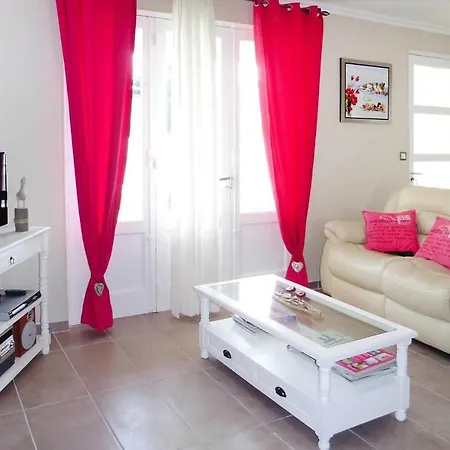 بيت للعطل Semi-detached House - Nat01125-l *